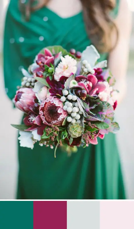 What Color Flowers Go With Emerald Green Dress